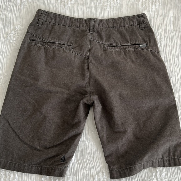 Volcom Shorts - Picture 6 of 9